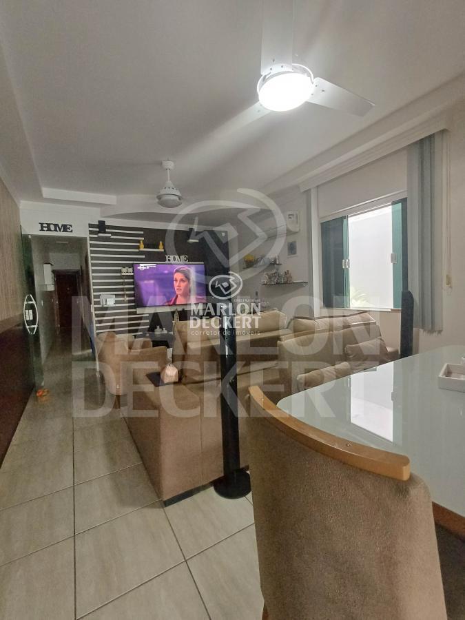 Casa à venda com 3 quartos, 130m² - Foto 3