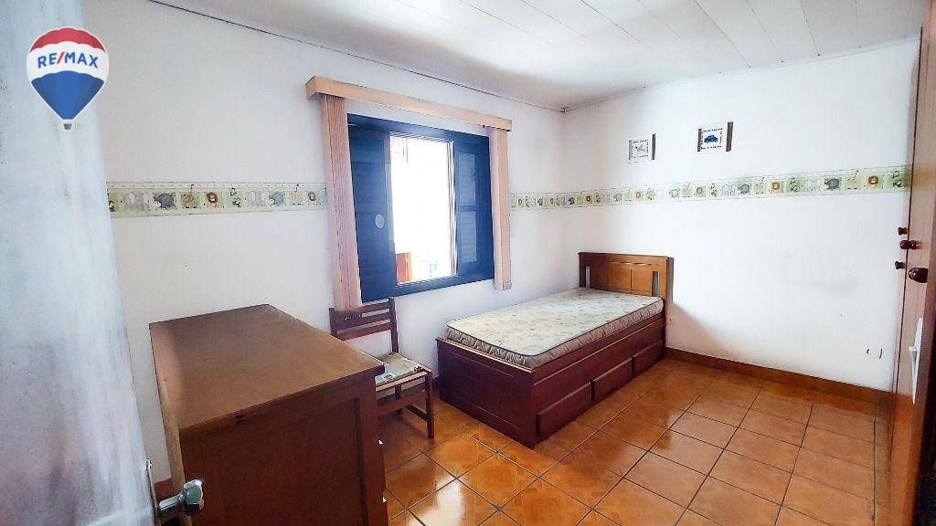 Casa à venda com 4 quartos, 160m² - Foto 15