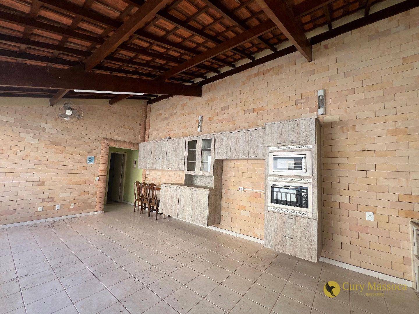 Casa de Condomínio à venda e aluguel com 5 quartos, 198m² - Foto 13