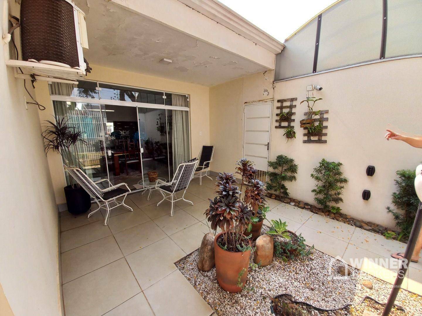 Casa à venda com 4 quartos, 293m² - Foto 18