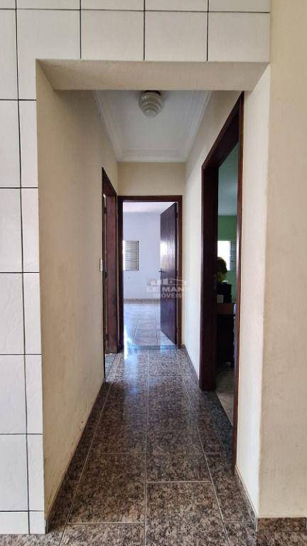 Casa à venda com 4 quartos, 120m² - Foto 15
