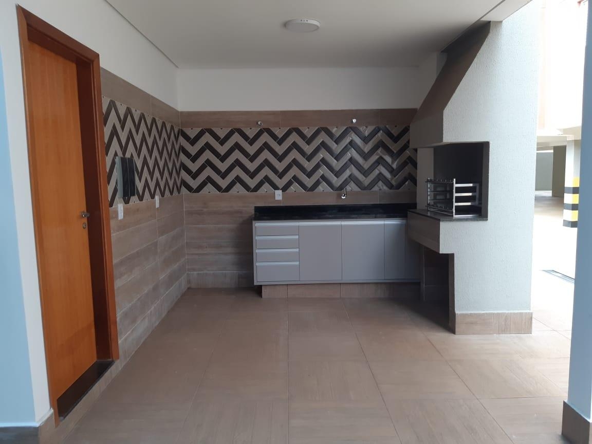 Apartamento para alugar com 2 quartos, 56m² - Foto 13