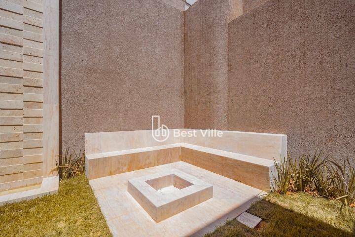Casa de Condomínio à venda e aluguel com 4 quartos, 600m² - Foto 5