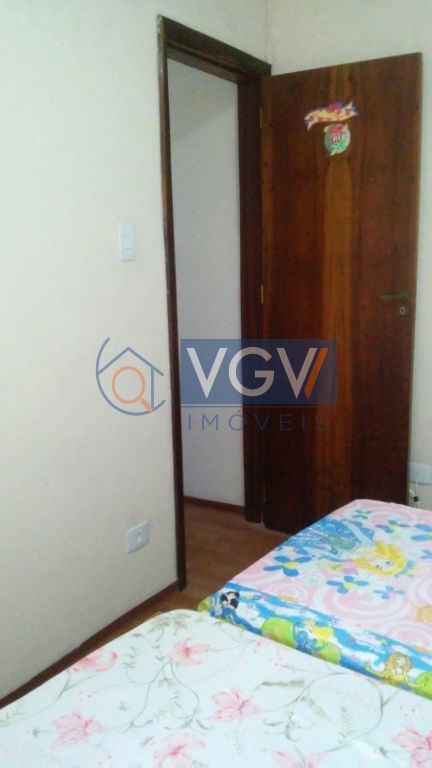 Casa à venda com 2 quartos, 140m² - Foto 12