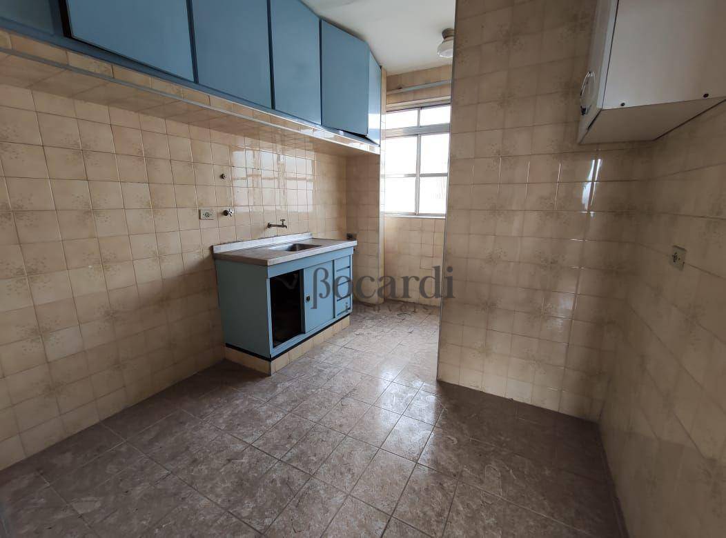 Apartamento à venda com 3 quartos, 55m² - Foto 2