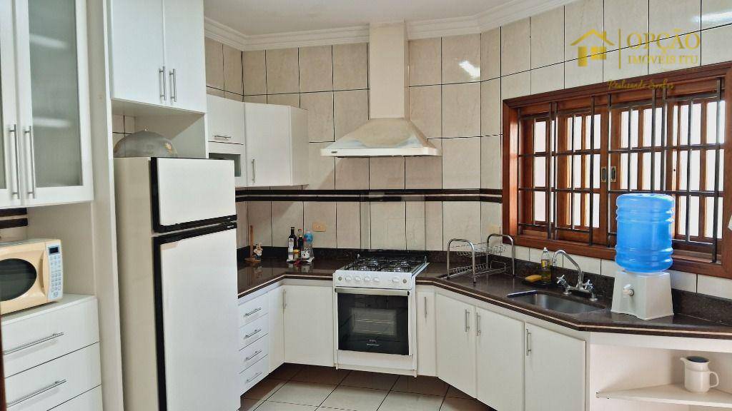 Casa à venda com 4 quartos, 290m² - Foto 10