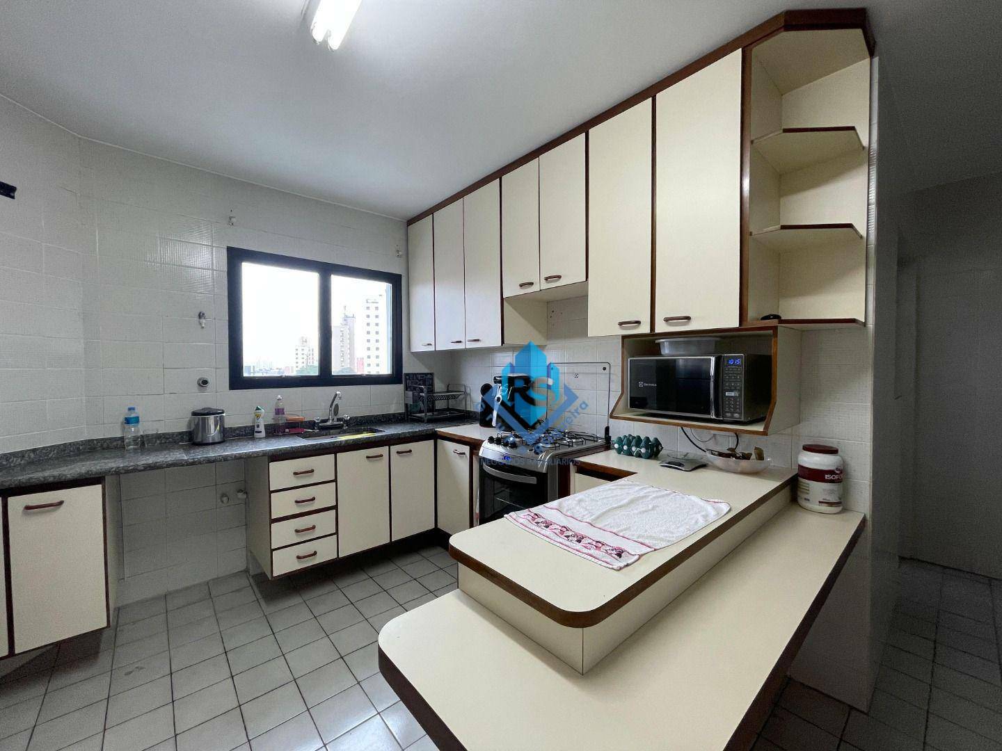 Apartamento à venda com 3 quartos, 148m² - Foto 11