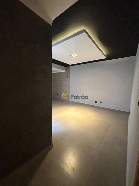 Apartamento à venda com 2 quartos, 43m² - Foto 3