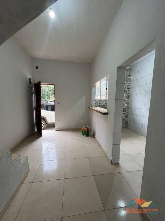 Casa à venda com 2 quartos, 50m² - Foto 6