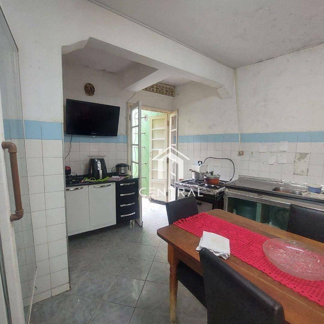 Casa à venda com 2 quartos, 100m² - Foto 14