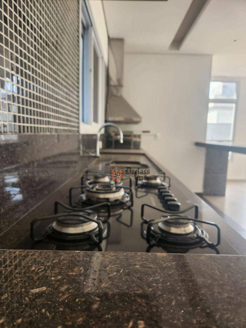 Sobrado à venda com 4 quartos, 450m² - Foto 19