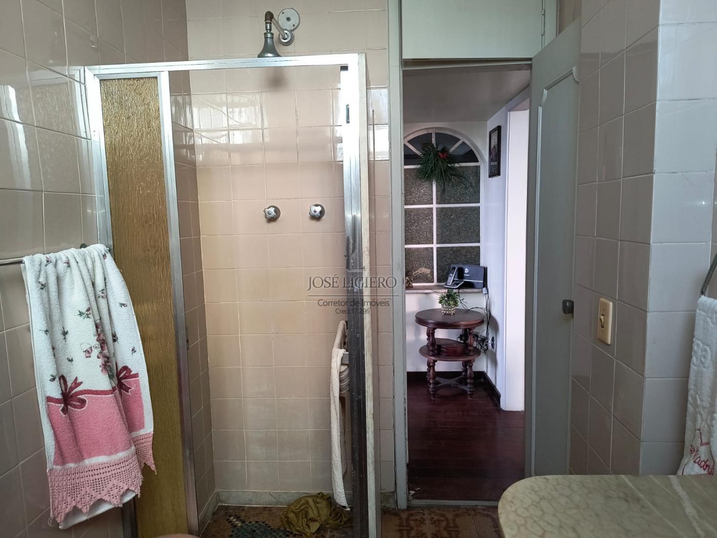 Apartamento à venda com 3 quartos, 150m² - Foto 25