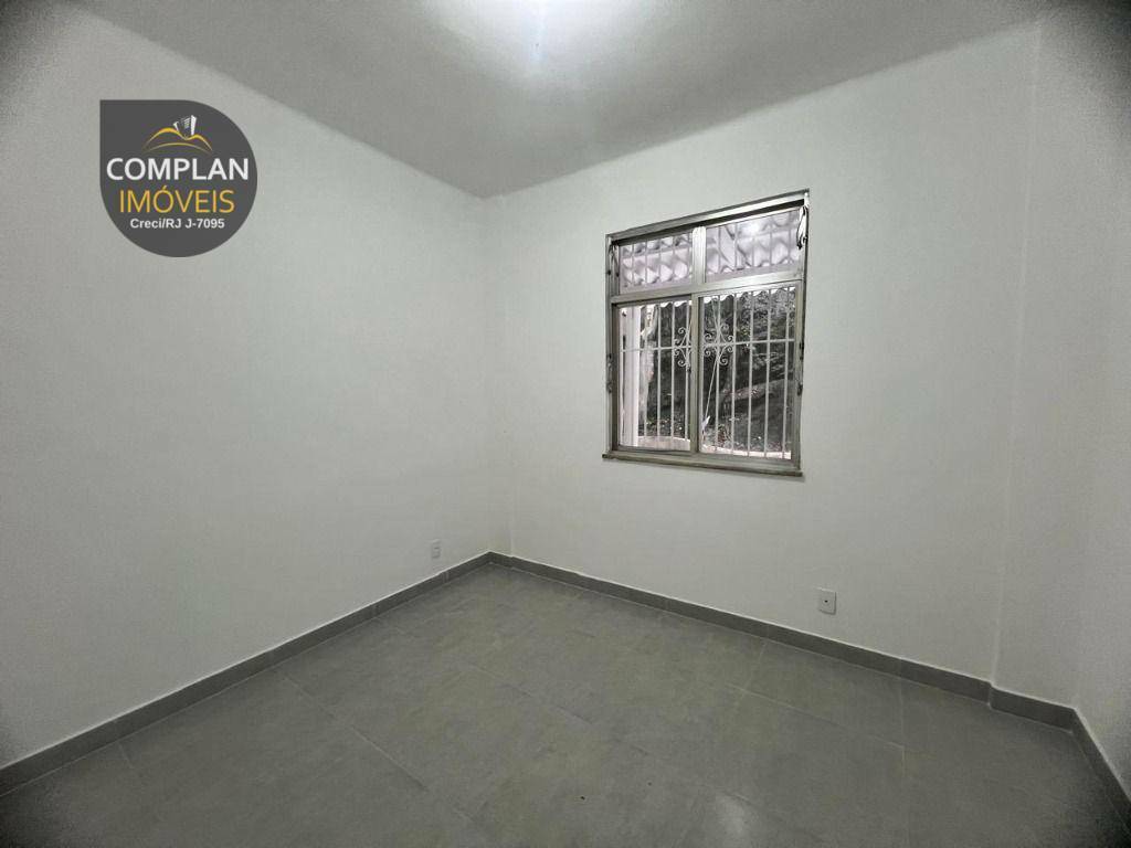 Apartamento à venda com 2 quartos, 75m² - Foto 11