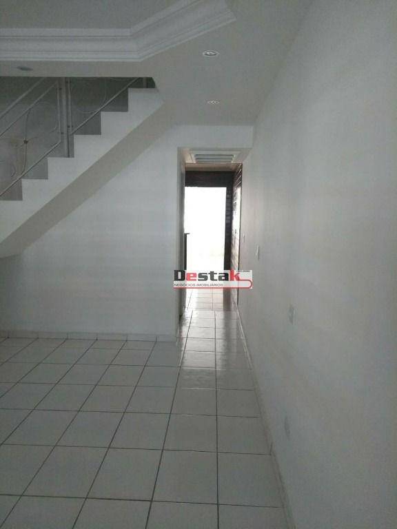 Sobrado, 2 quartos, 283 m² - Foto 3