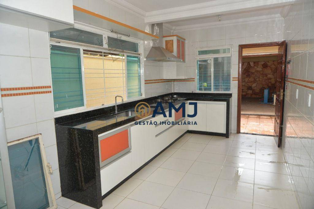 Sobrado, 4 quartos, 300 m² - Foto 7