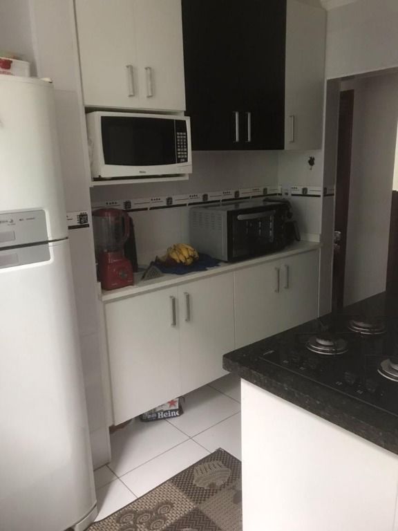 Apartamento à venda com 2 quartos, 50m² - Foto 2