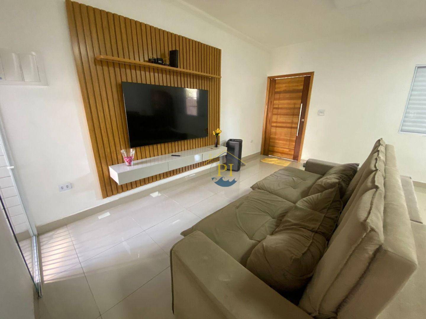 Casa para alugar com 2 quartos, 98m² - Foto 1