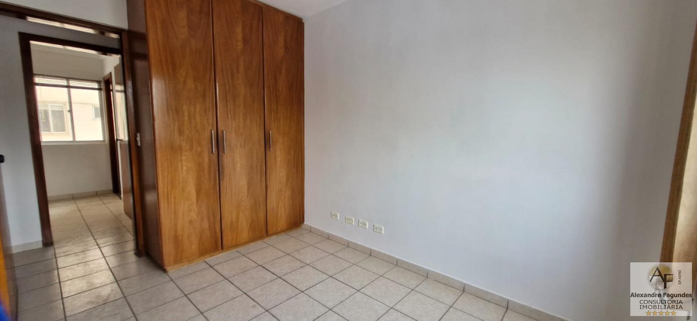 Apartamento à venda com 3 quartos, 120m² - Foto 16