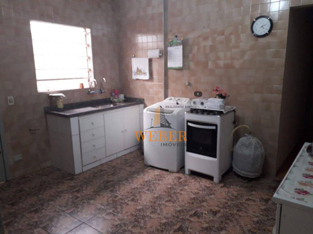 Casa à venda com 4 quartos, 125m² - Foto 27