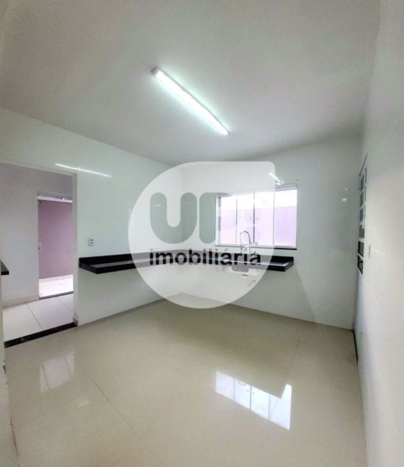 Casa à venda com 2 quartos, 150m² - Foto 5