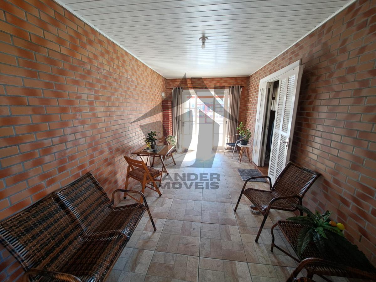 Casa à venda com 2 quartos, 450m² - Foto 4