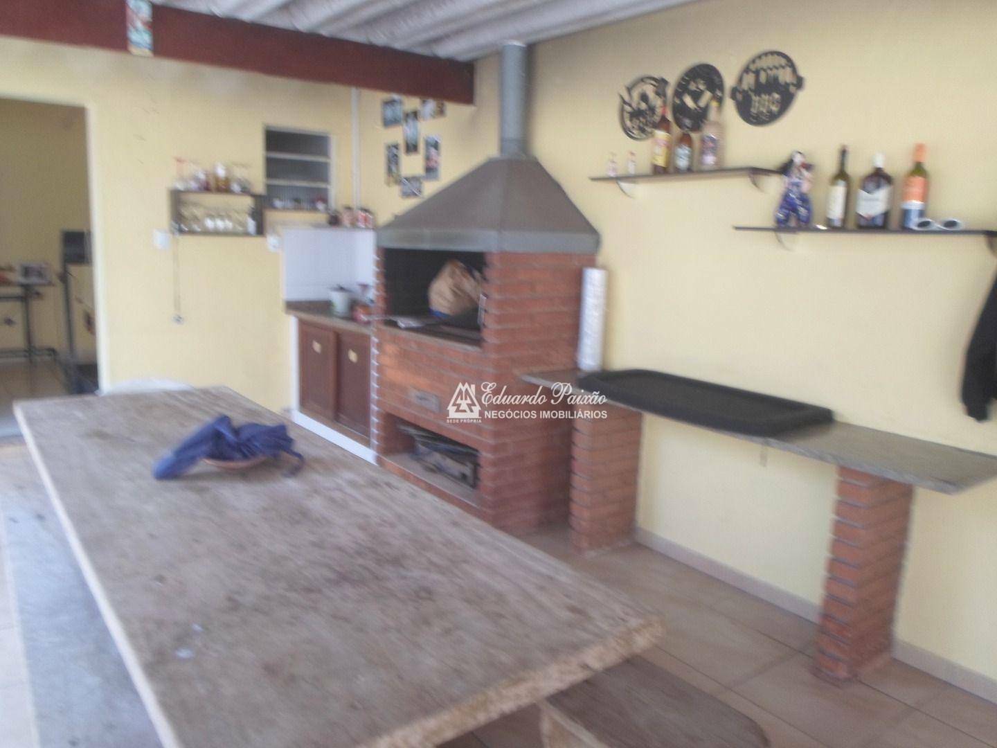 Casa à venda com 3 quartos, 240m² - Foto 33