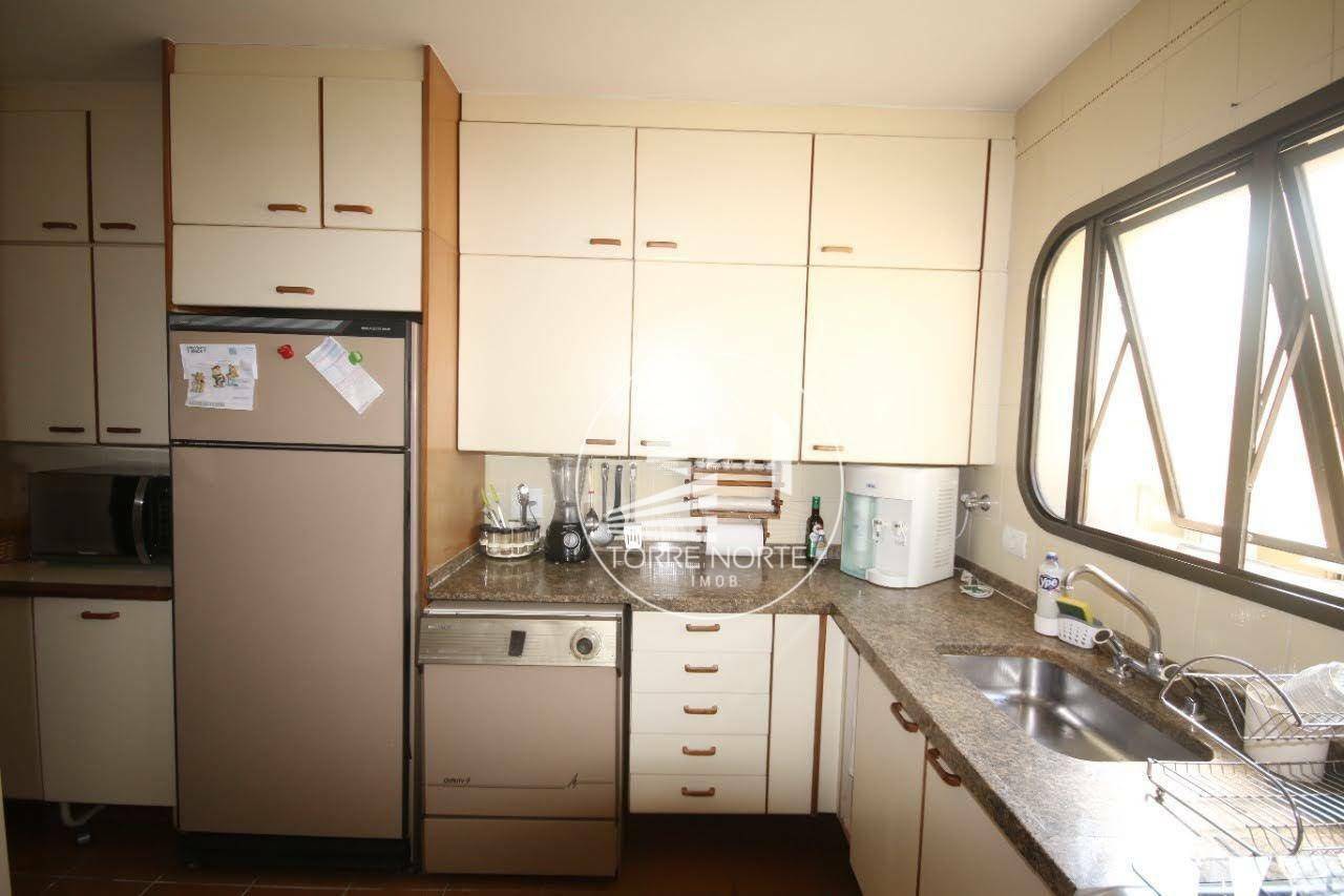 Apartamento à venda com 3 quartos, 115m² - Foto 24