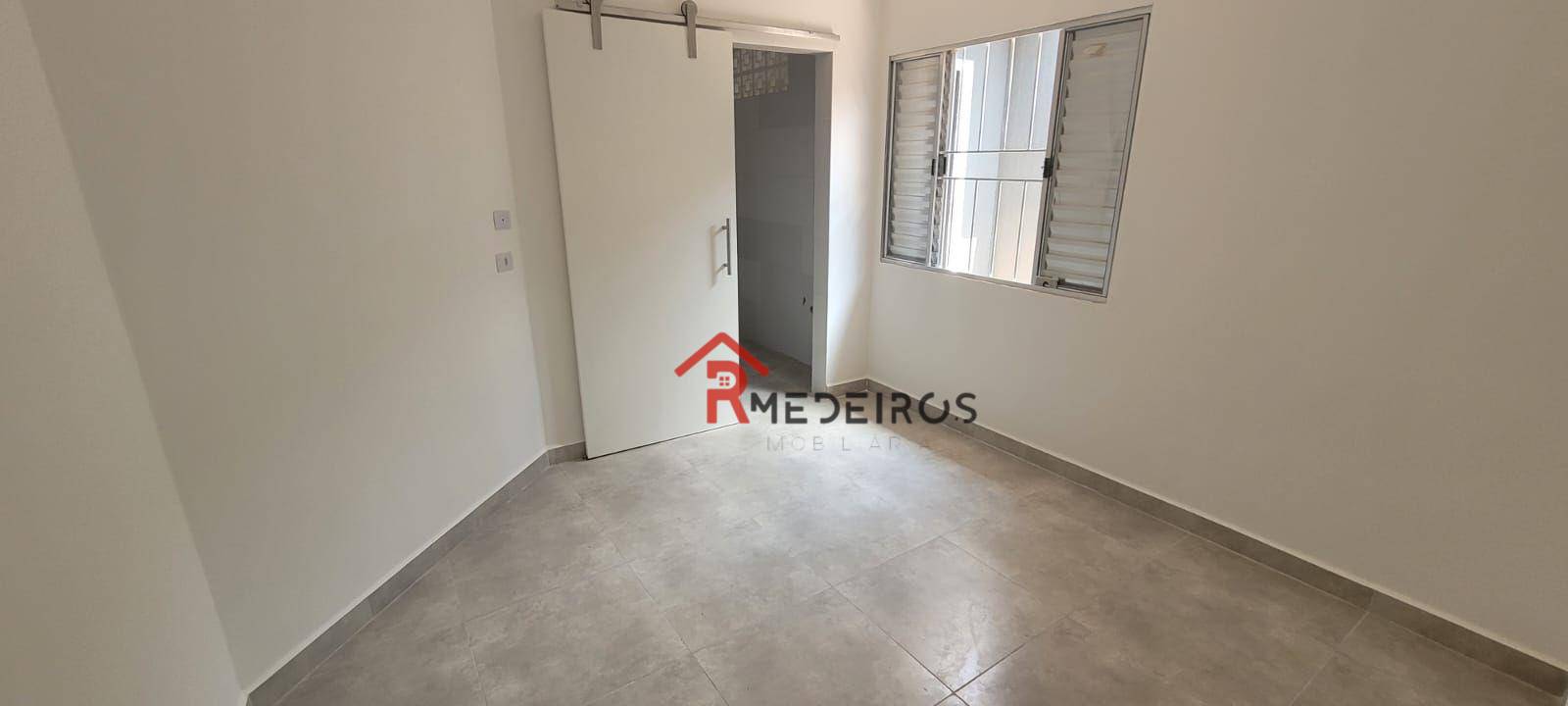 Casa à venda com 2 quartos, 60M2 - Foto 8