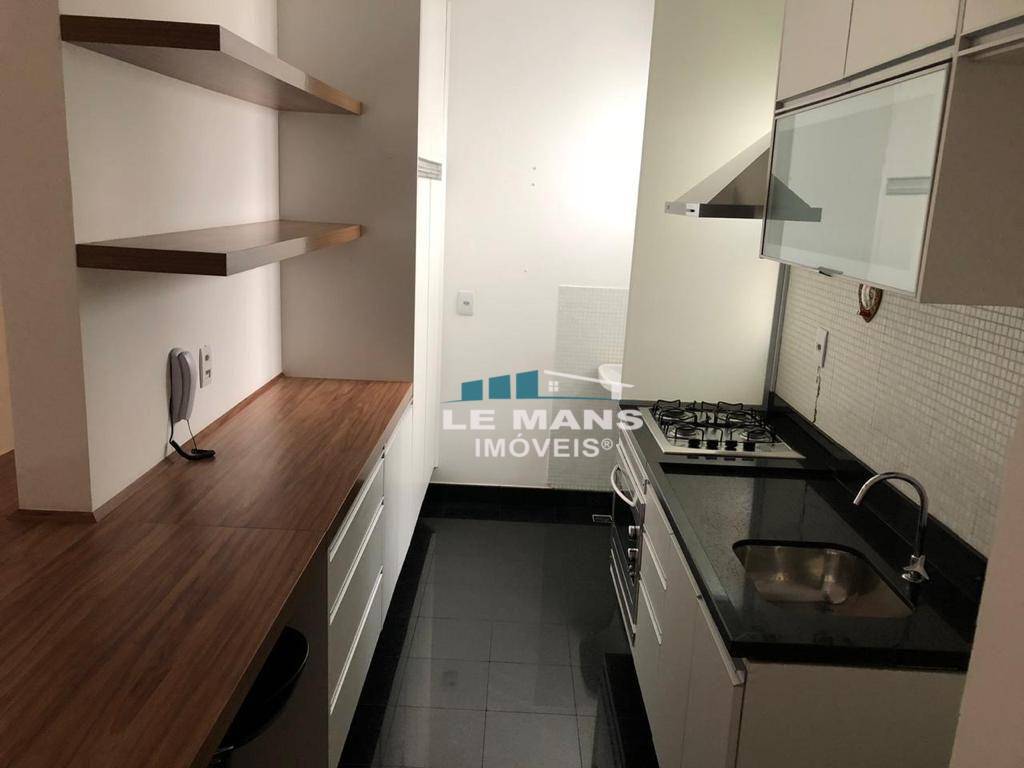 Apartamento à venda com 2 quartos, 63m² - Foto 10