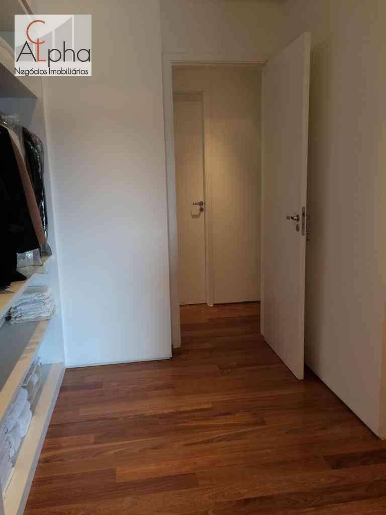 Apartamento à venda com 3 quartos, 202m² - Foto 32