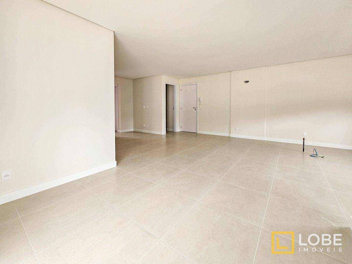 Apartamento à venda com 3 quartos, 109m² - Foto 4