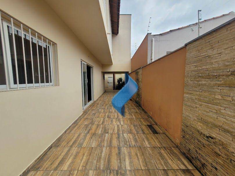 Casa à venda e aluguel com 3 quartos, 277m² - Foto 61