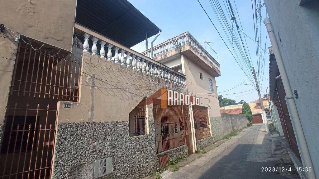 Sobrado à venda com 2 quartos, 185m² - Foto 4