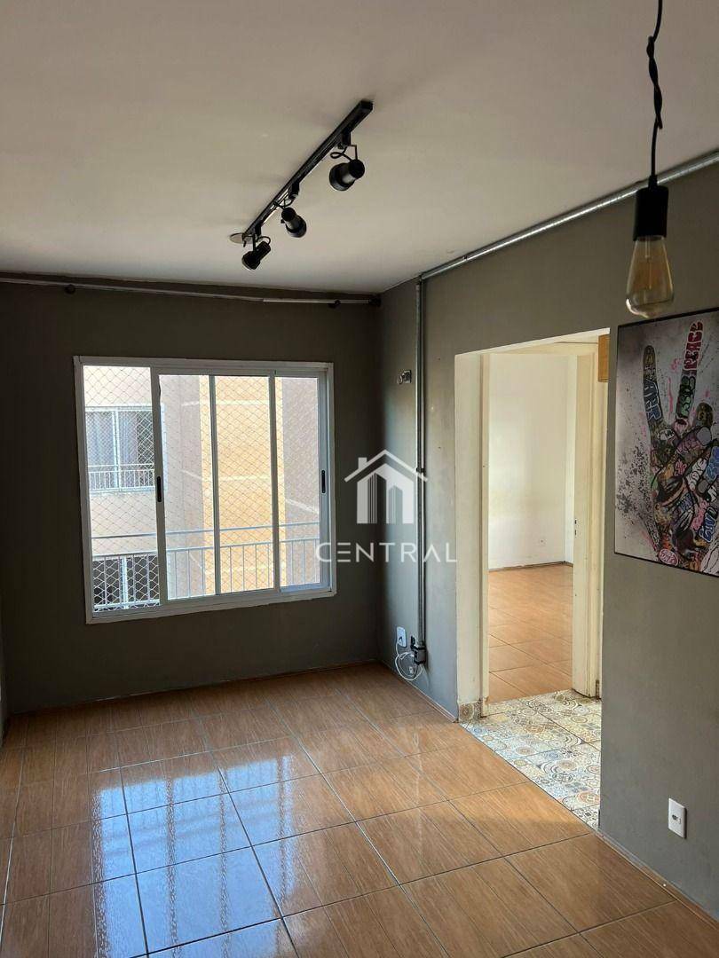 Apartamento para alugar com 2 quartos, 50m² - Foto 7