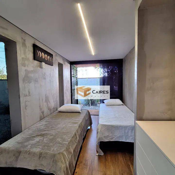 Casa de Condomínio à venda com 1 quarto, 65m² - Foto 2