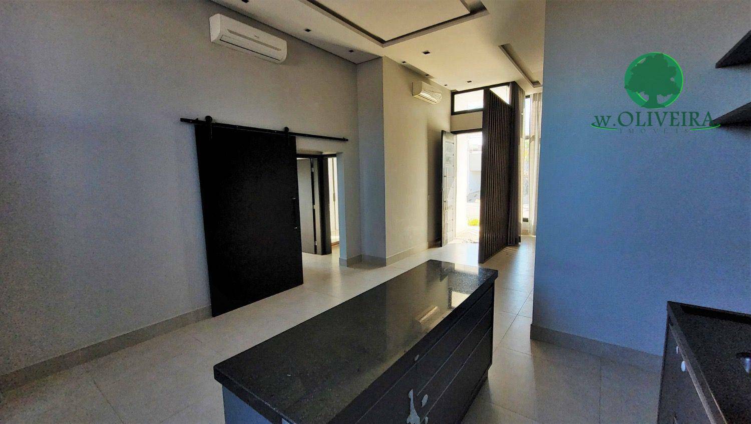 Casa à venda com 3 quartos, 179m² - Foto 9