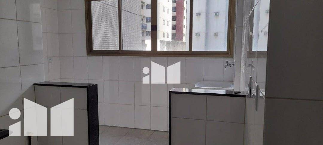 Apartamento à venda com 4 quartos, 141m² - Foto 10