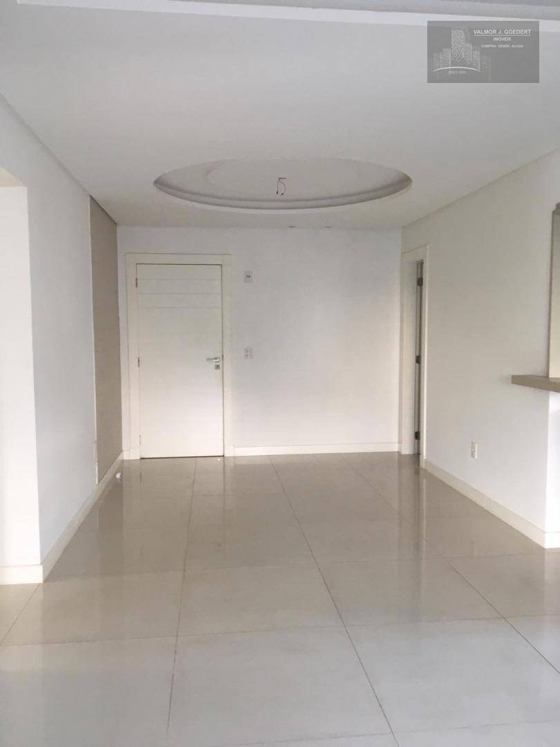 Apartamento à venda com 3 quartos, 215m² - Foto 3