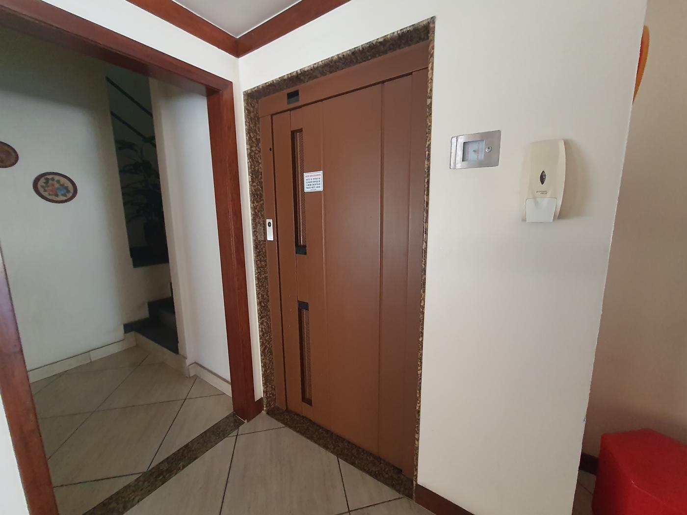 Apartamento à venda com 1 quarto, 40m² - Foto 17