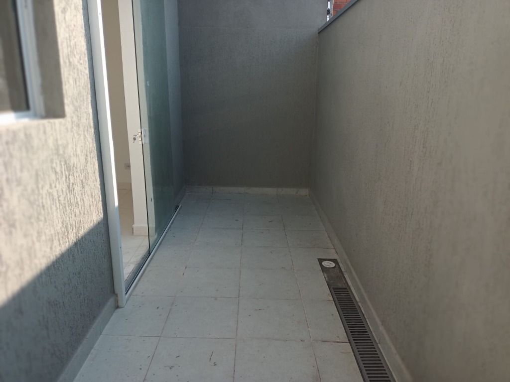 Apartamento à venda com 2 quartos, 32m² - Foto 12