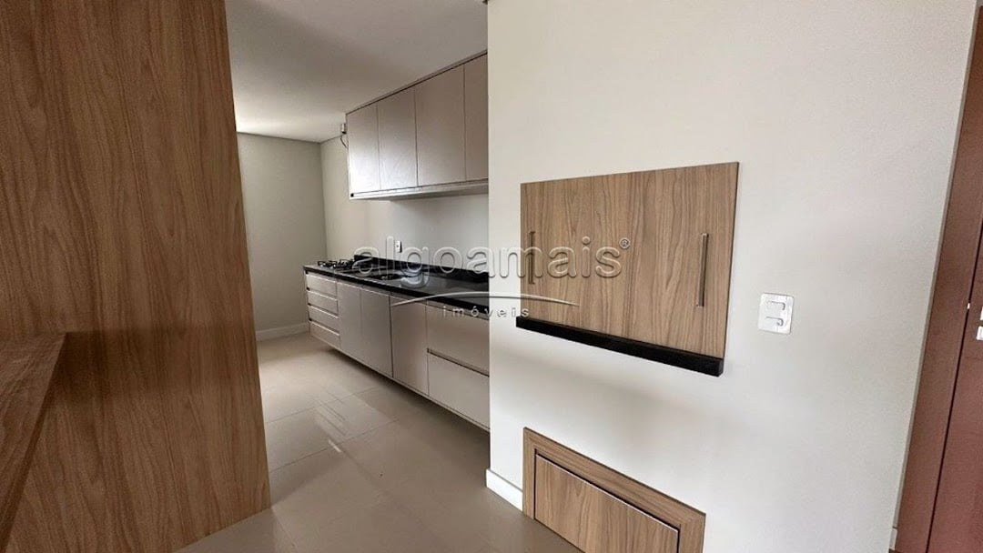 Apartamento à venda com 3 quartos - Foto 4