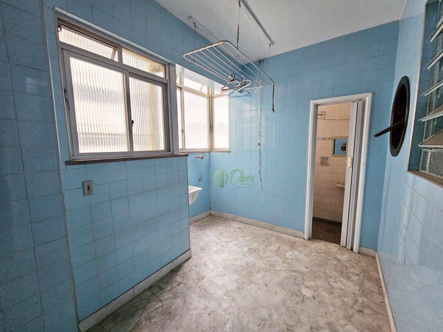 Apartamento à venda com 3 quartos, 125m² - Foto 11