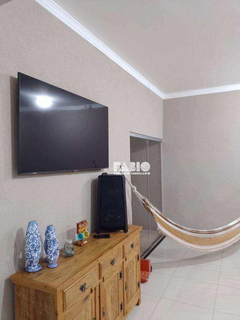 Casa à venda com 2 quartos, 140m² - Foto 11