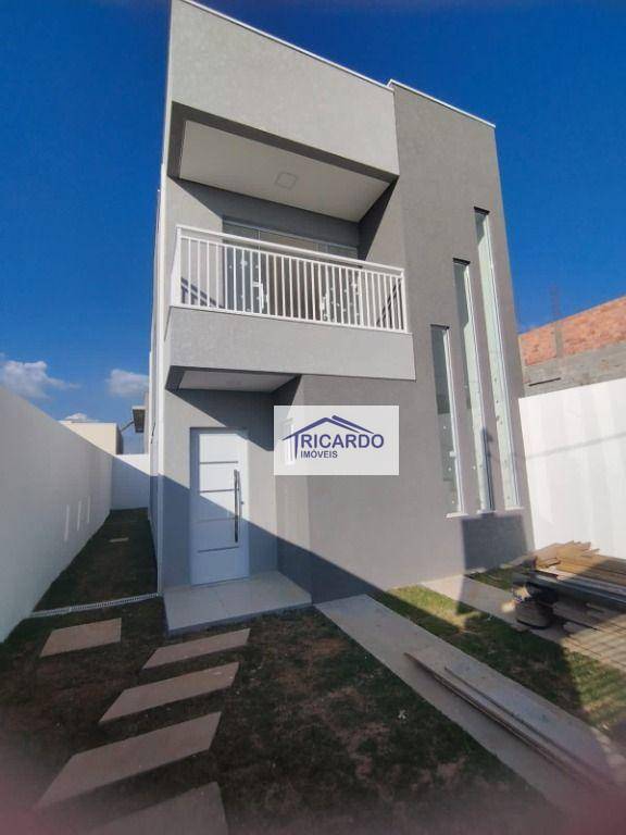 Sobrado à venda com 3 quartos, 125m² - Foto 1