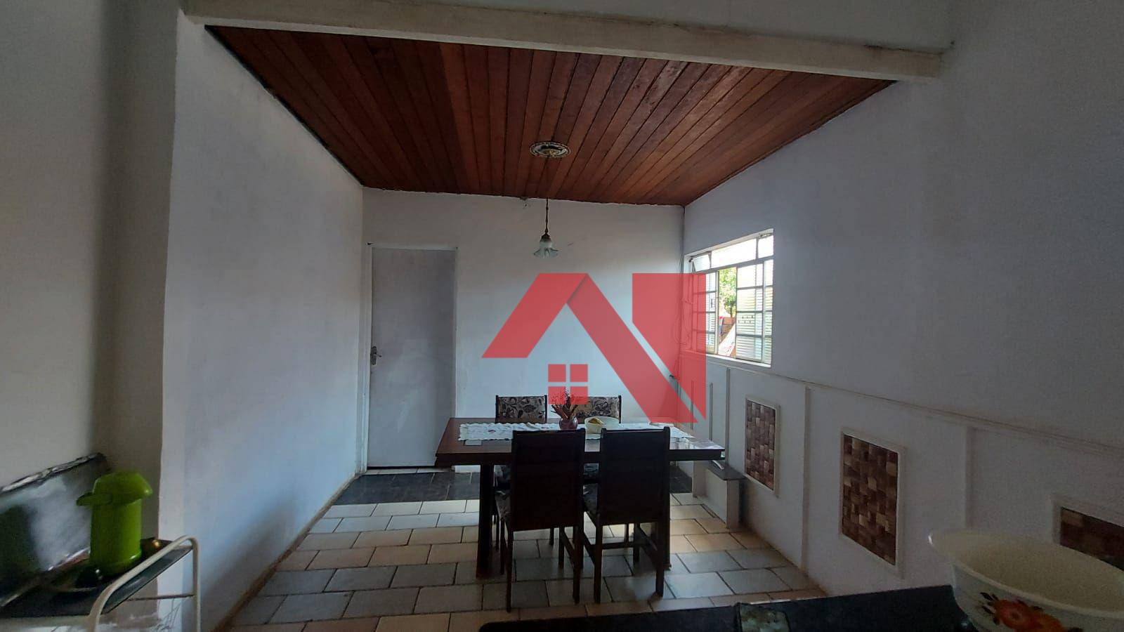 Casa à venda com 5 quartos, 100m² - Foto 5