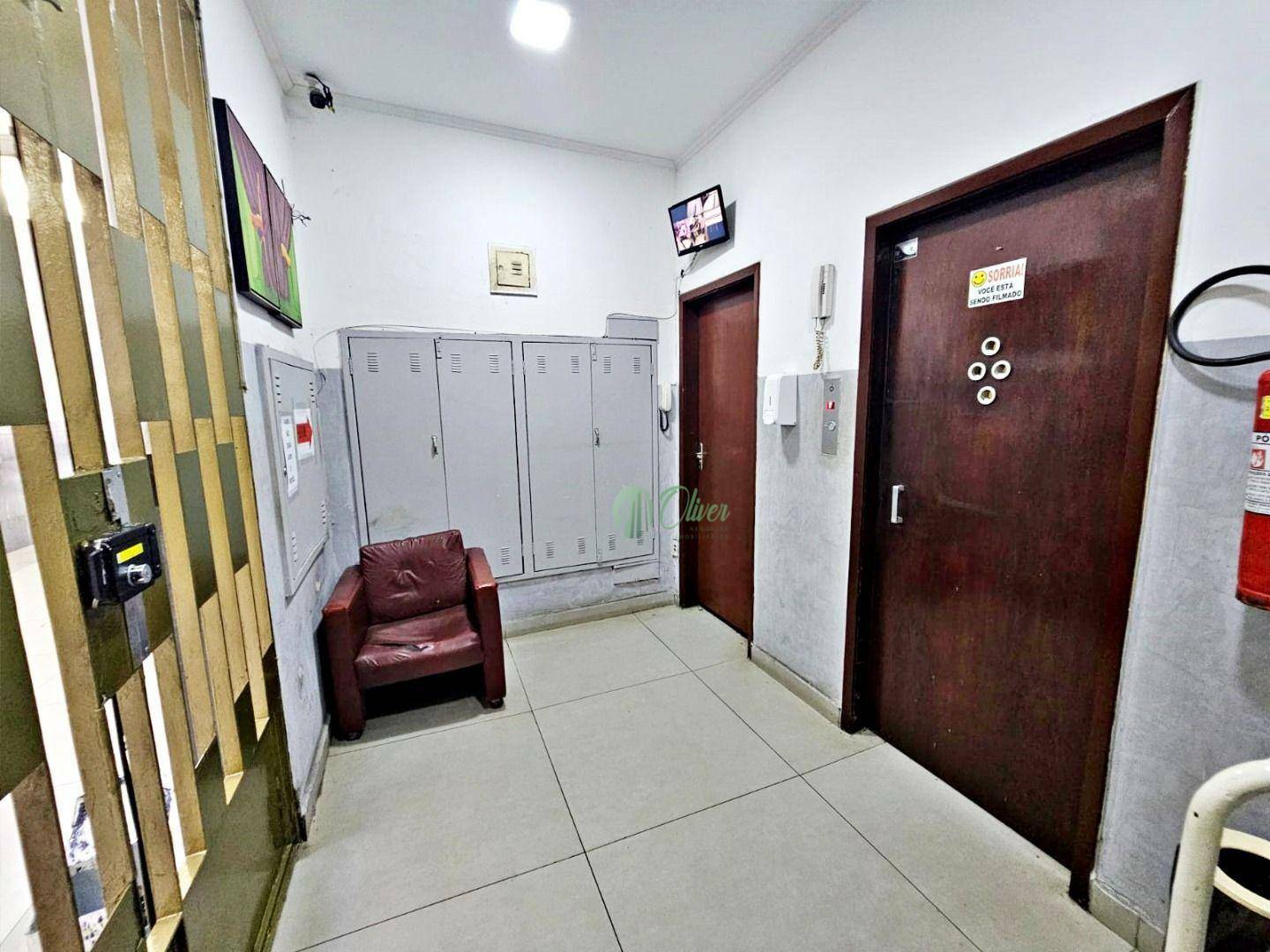 Apartamento à venda com 3 quartos, 100m² - Foto 4