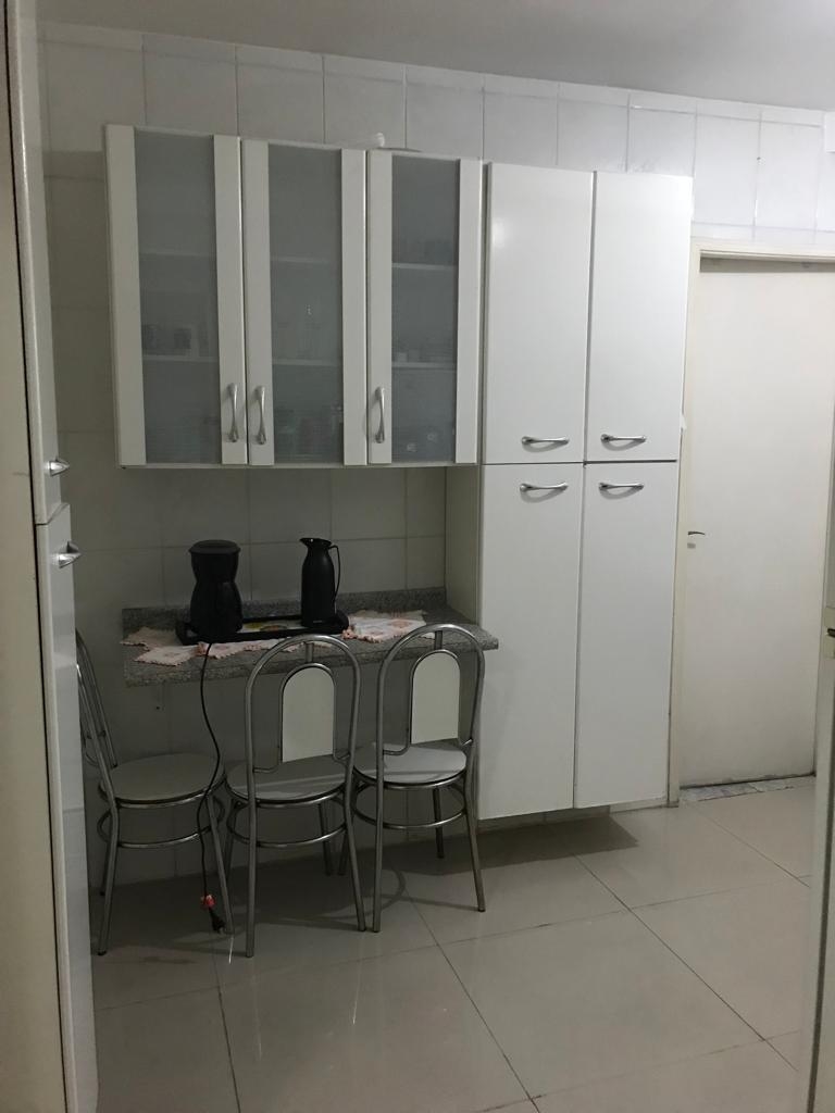 Apartamento à venda com 3 quartos, 100m² - Foto 8