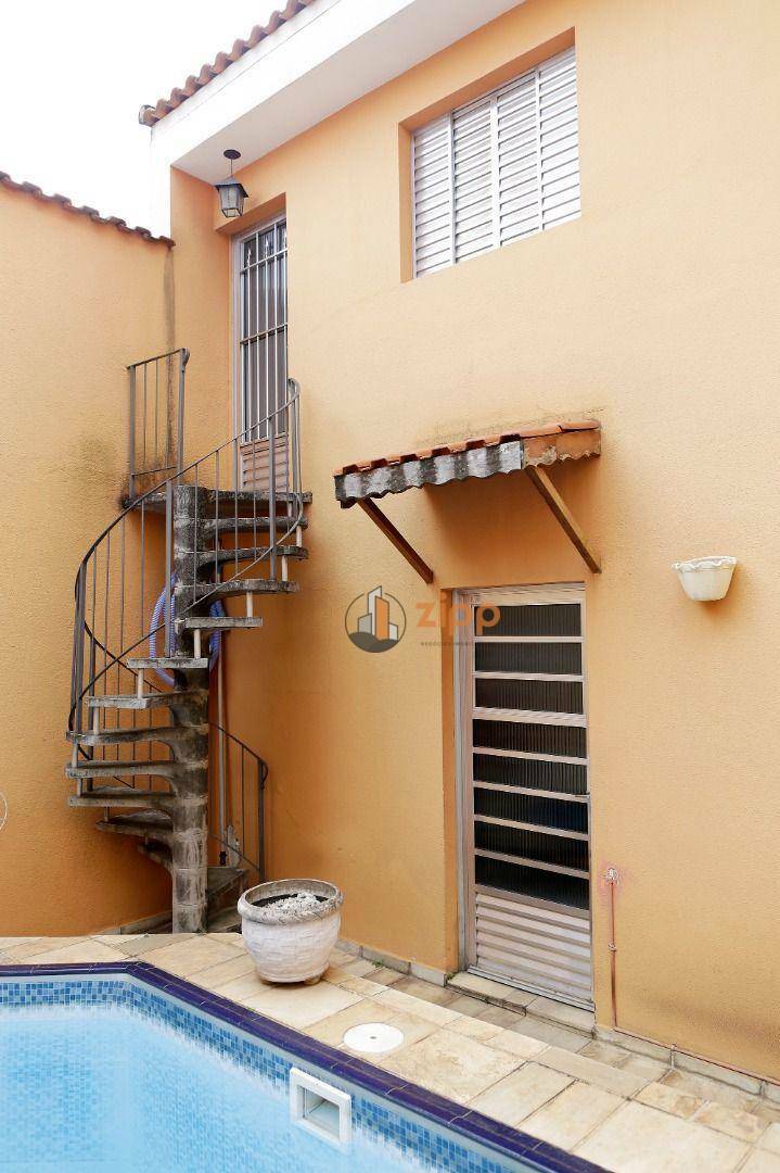 Sobrado à venda com 3 quartos, 180m² - Foto 50