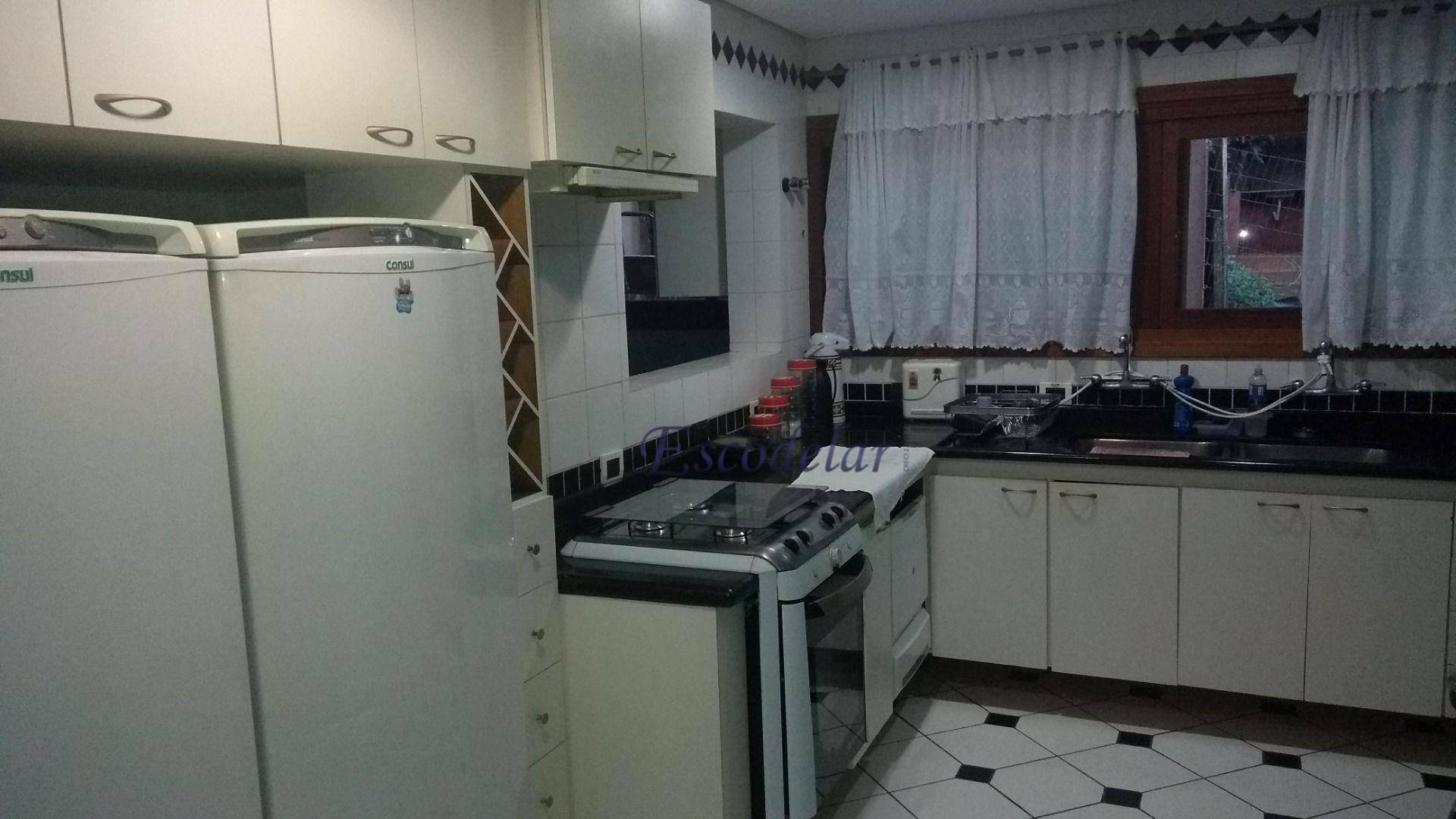 Casa para alugar com 4 quartos, 493m² - Foto 16