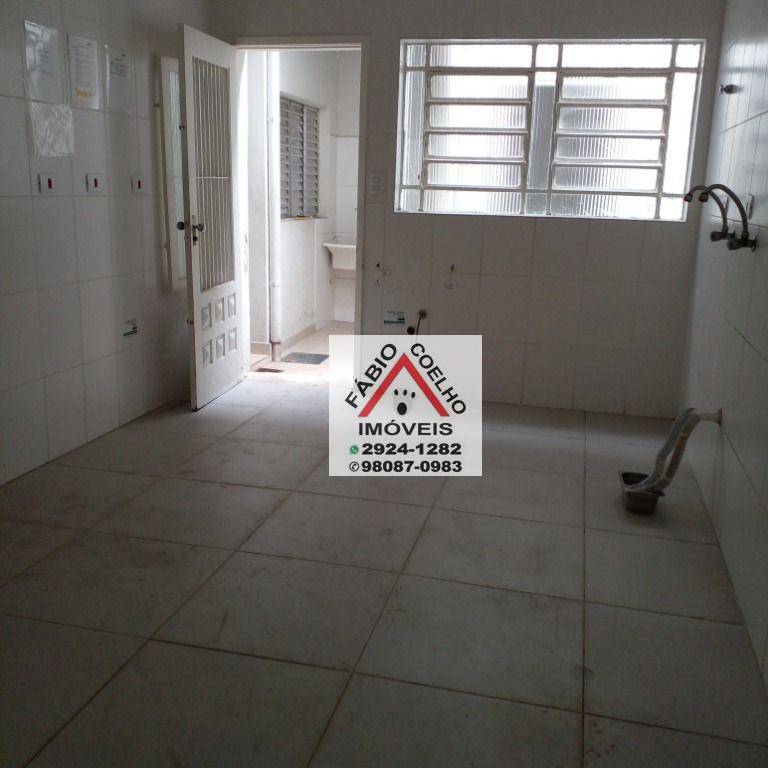 Casa à venda com 3 quartos, 280m² - Foto 7